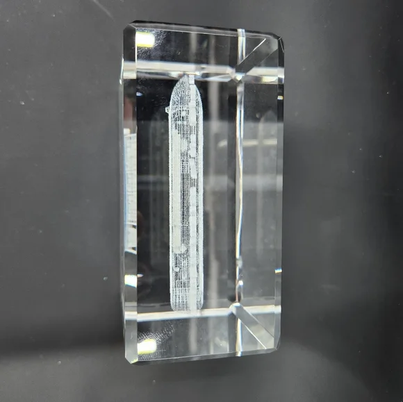 Royal Caribbean Independence of the Seas 3D Etched Crystal Block Paper Weight